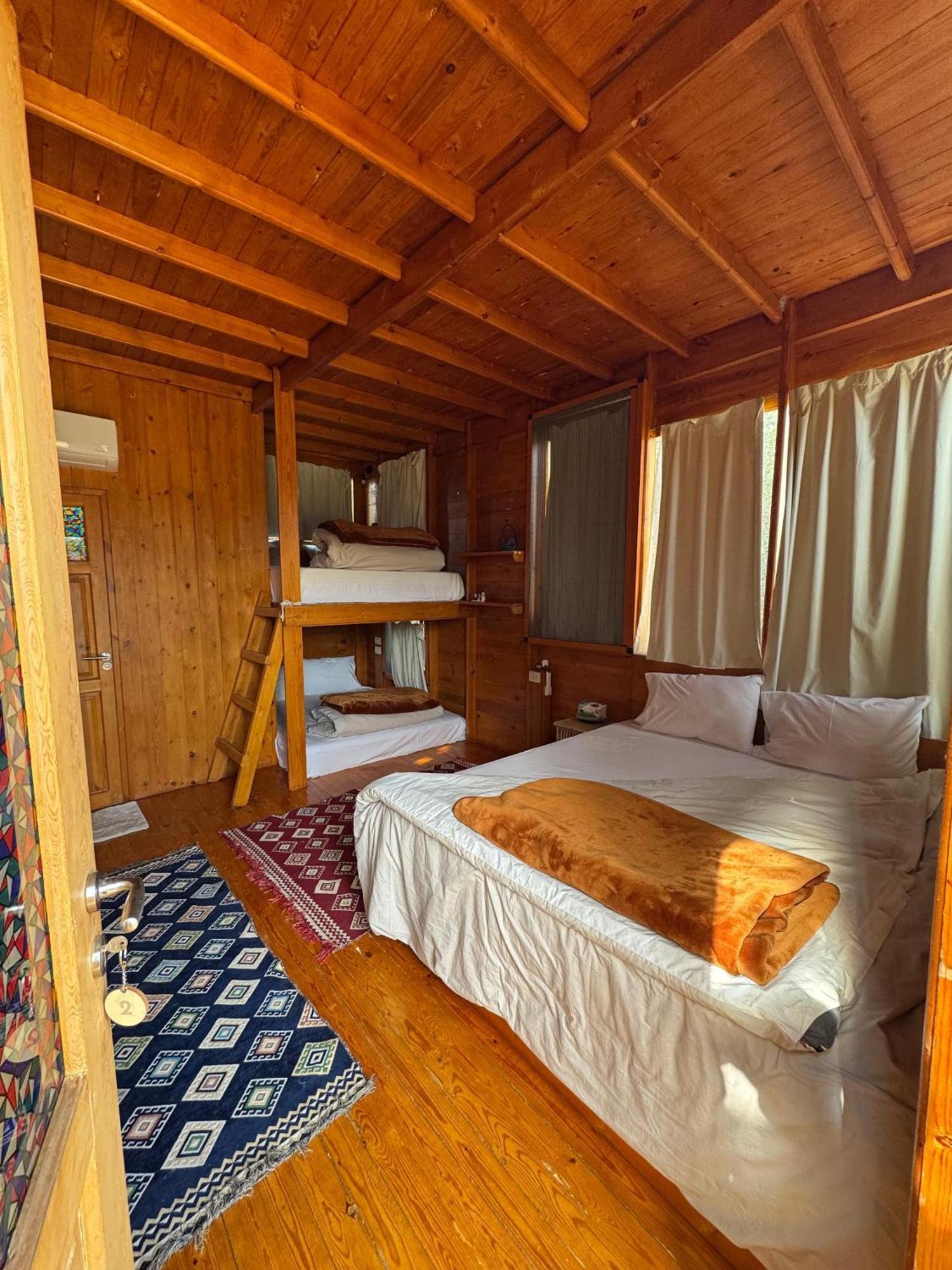 Northern Lake Lodge Izbat Ilyas Dış mekan fotoğraf